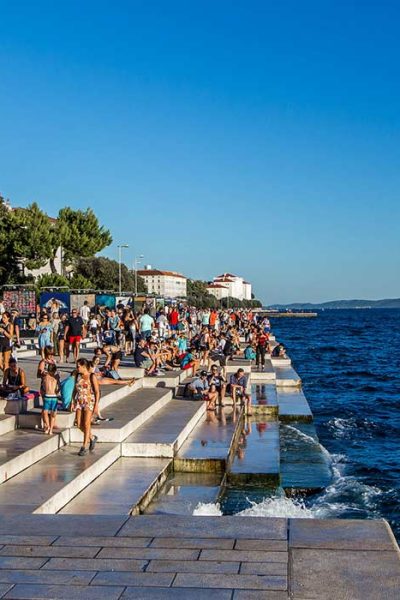 Swimming at the Sea organ